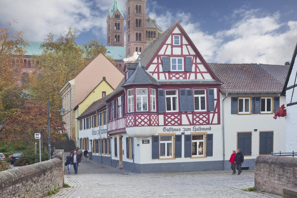 Готель Gasthaus Zum Halbmond Шпаєр Екстер'єр фото